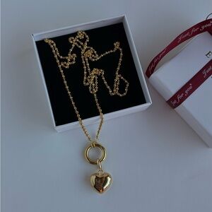 905 Gold Heart Pendant Necklace